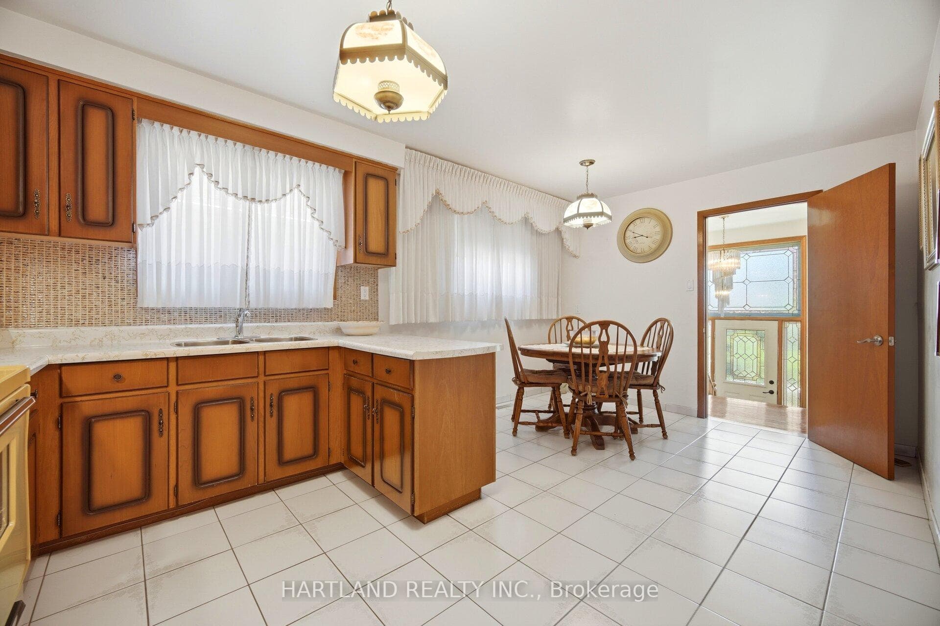 12 Picaro Drive photo 13
