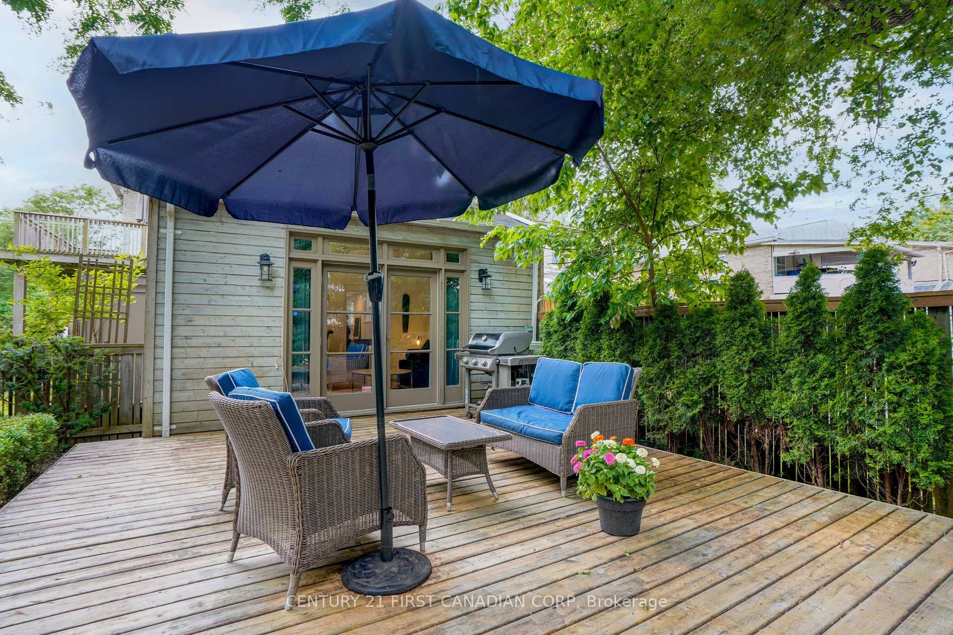486 Princess Avenue photo 36