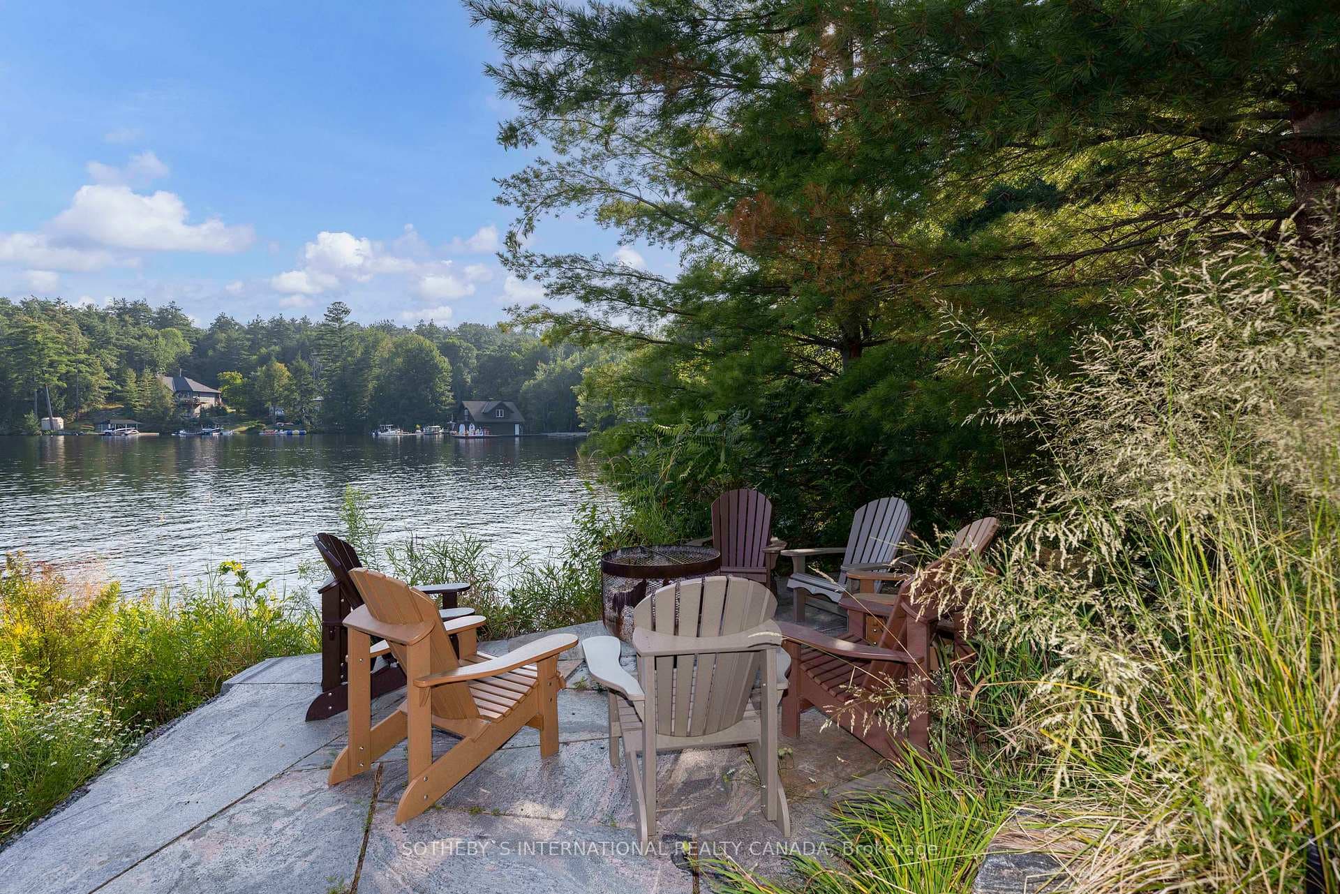 1080 Whitehead Road photo 22