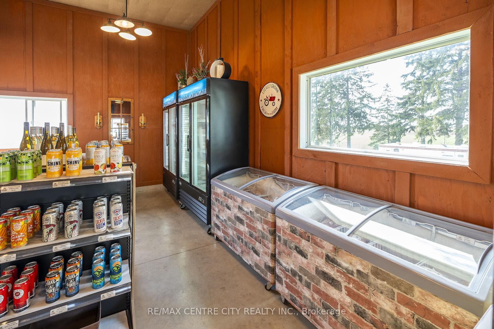 323804 Mount Elgin Road photo 10
