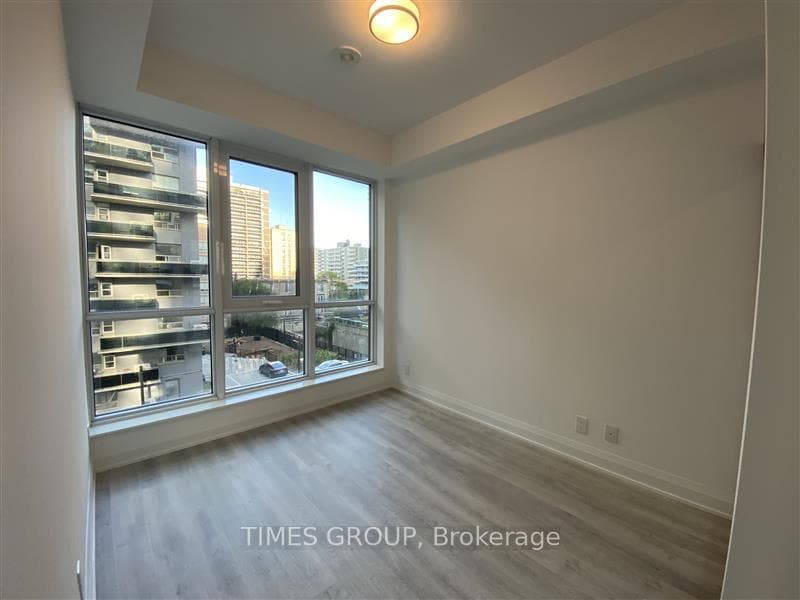65 Broadway Avenue Unit 305 photo 12