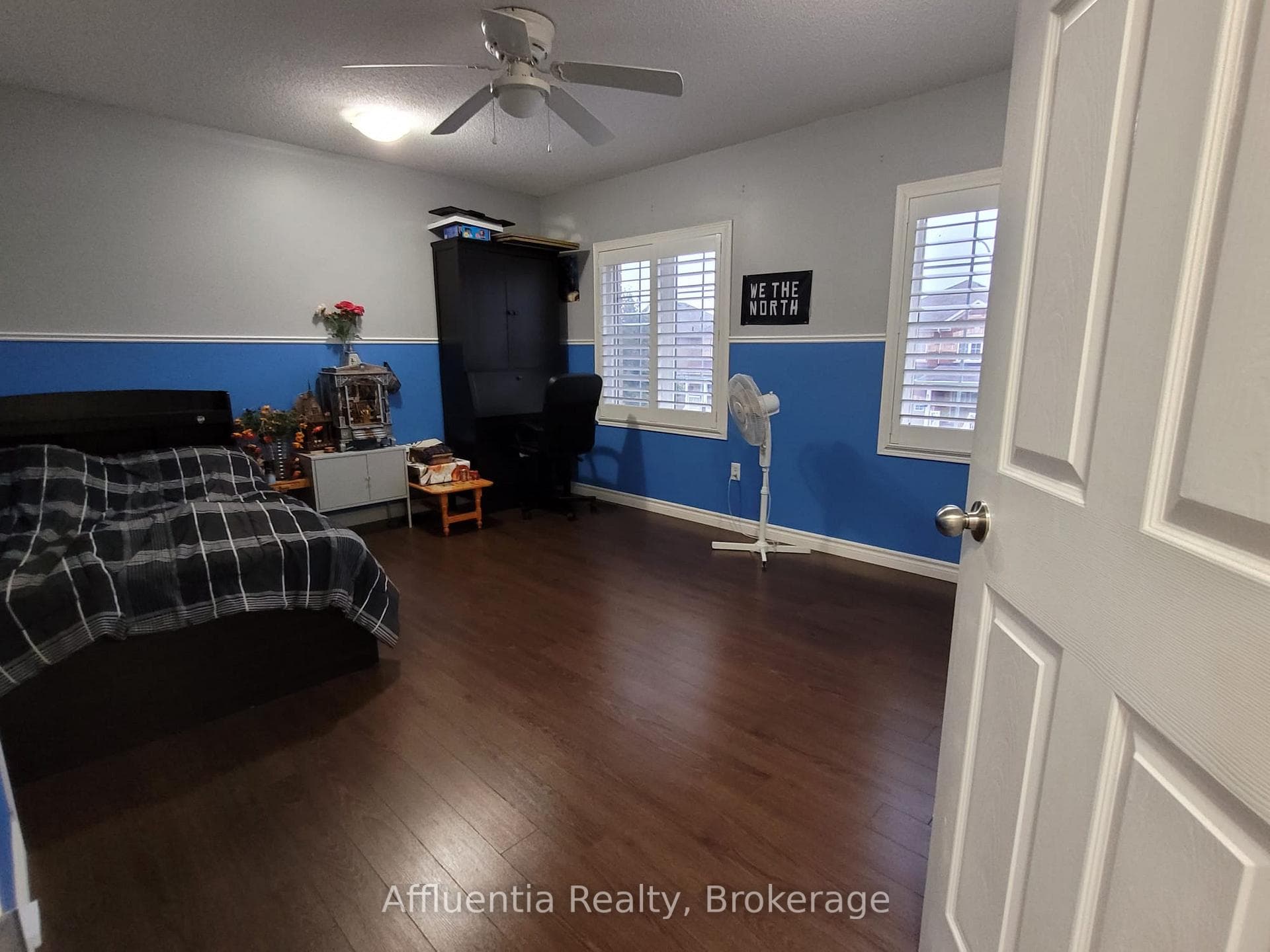26 Oceanpearl Crescent Unit Main photo 11