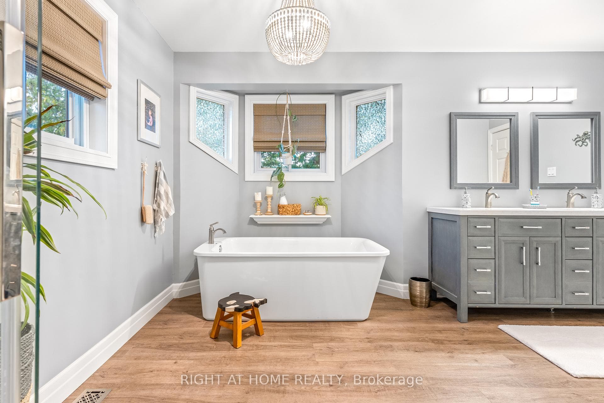 2255 Douglas Avenue photo 26