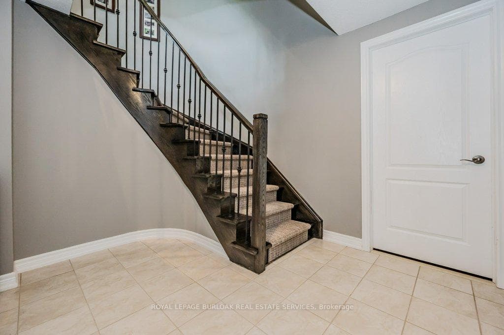 341 Admiral Drive photo 31