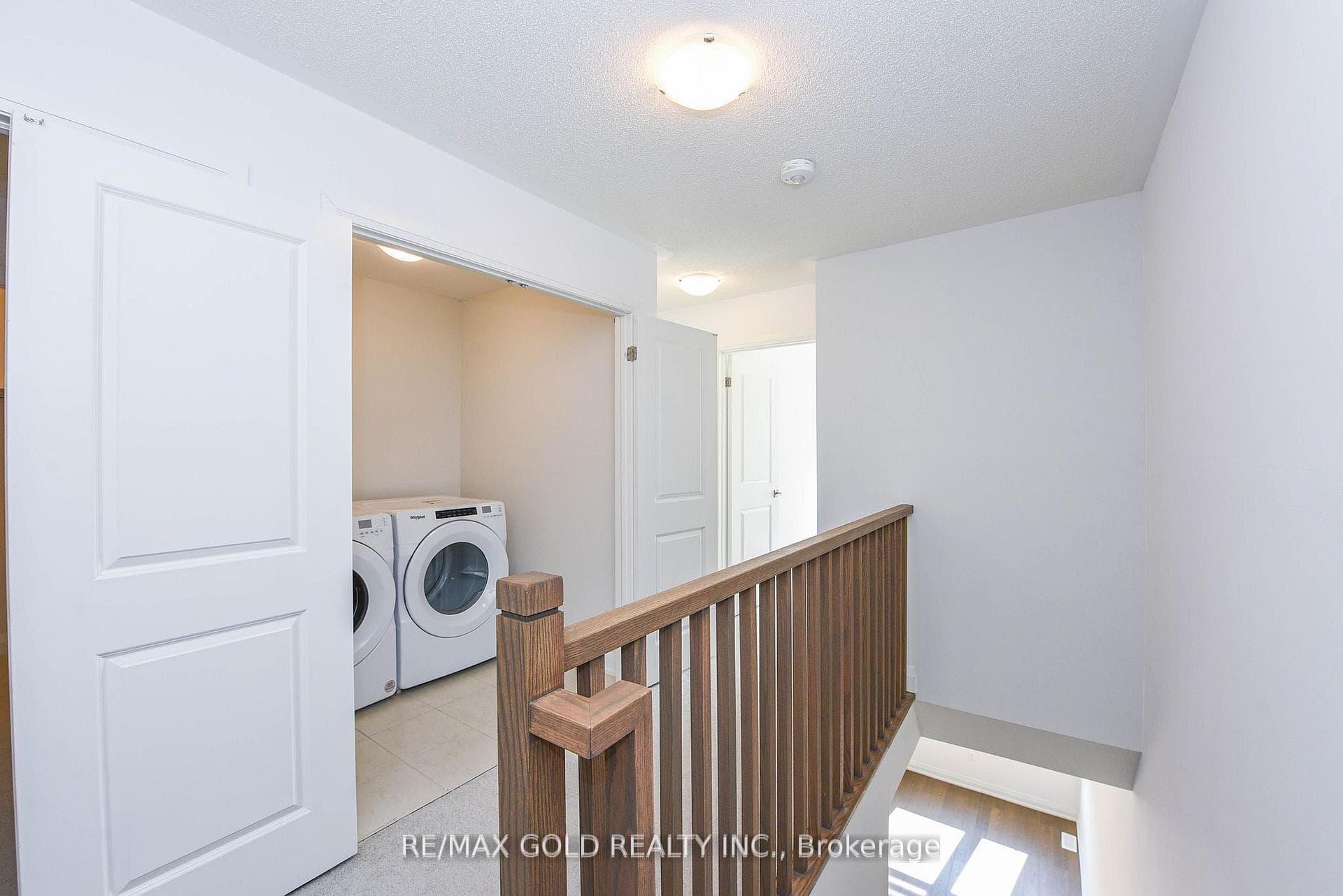 48 Windtree Way photo 39