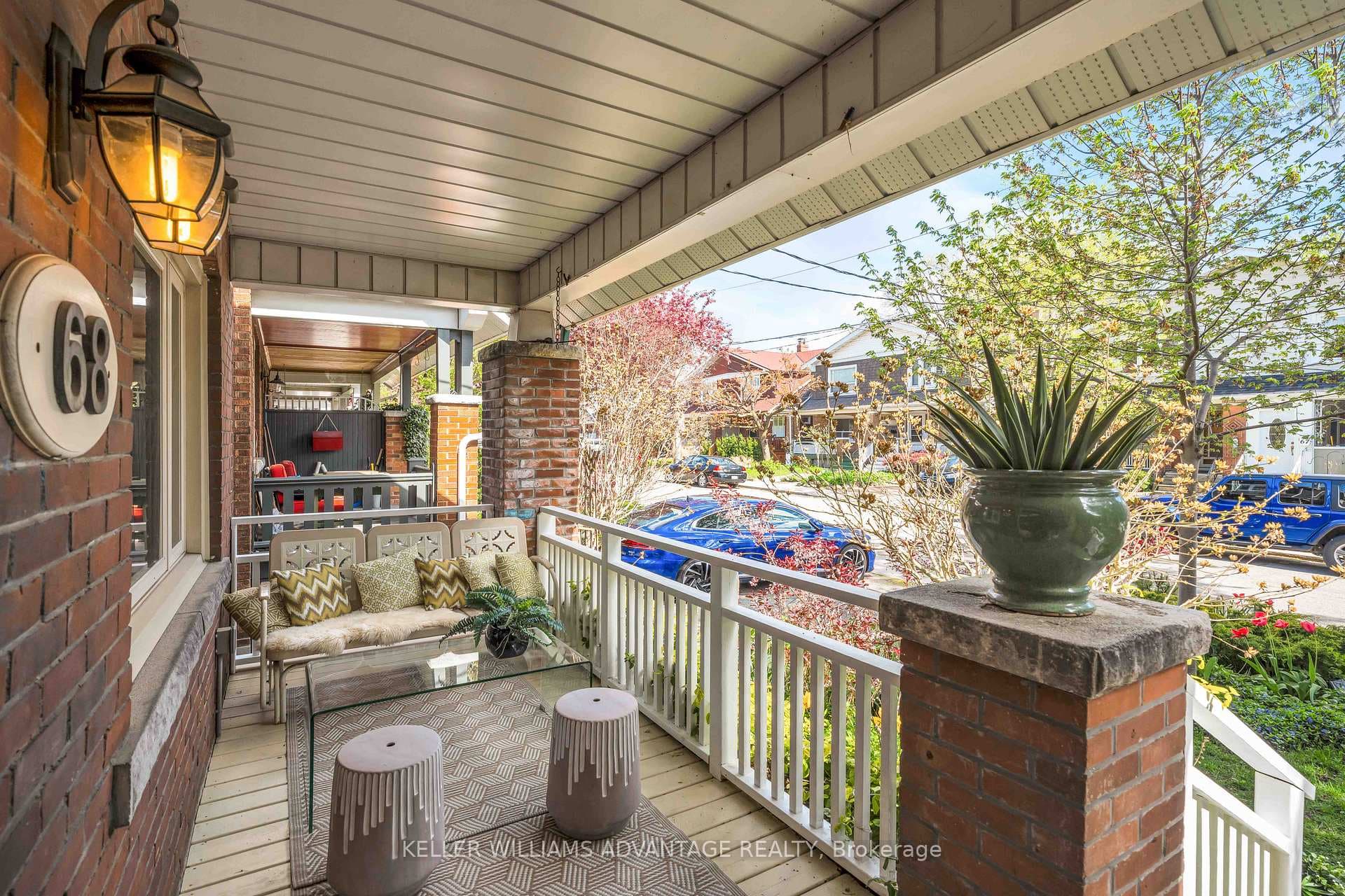 68 Springdale Boulevard photo 2