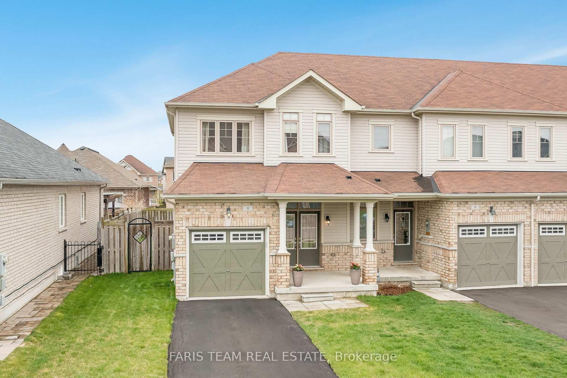 4 Snelgrove Crescent photo 1