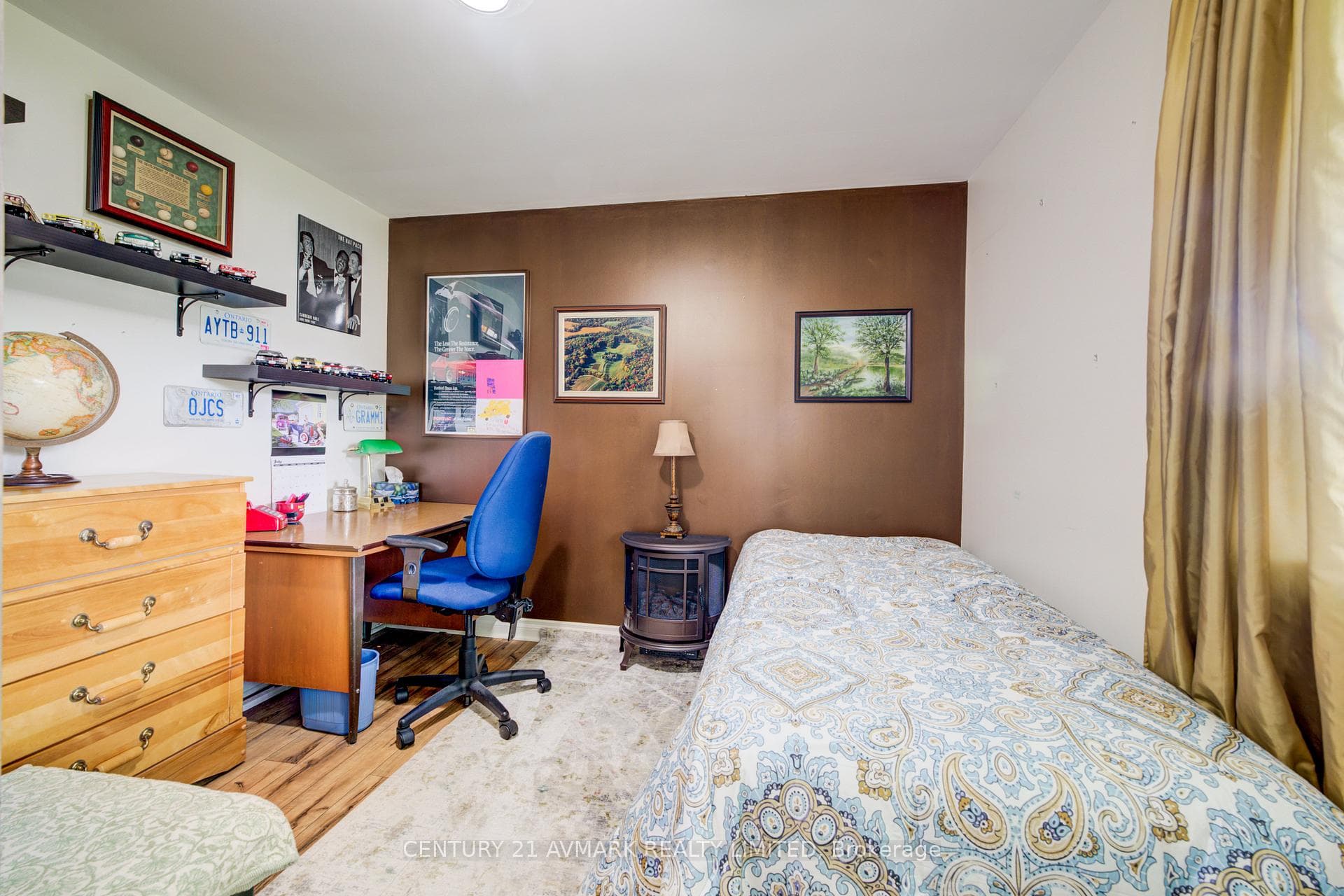 163 Lakeshore Road photo 5