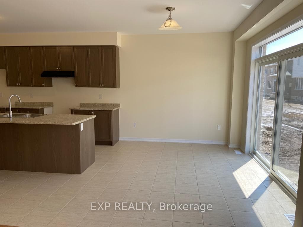 19 Sara Drive photo 4
