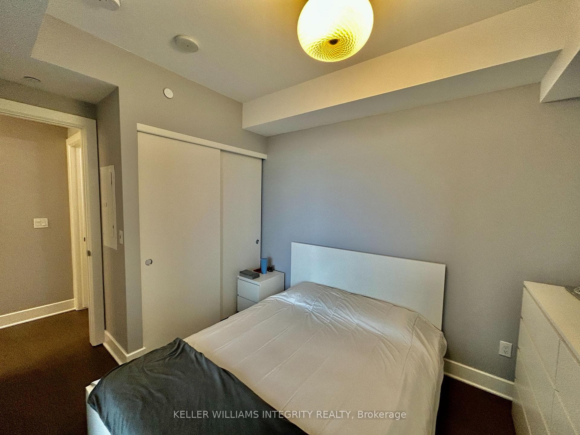 255 Bay Street Unit 506 photo 12
