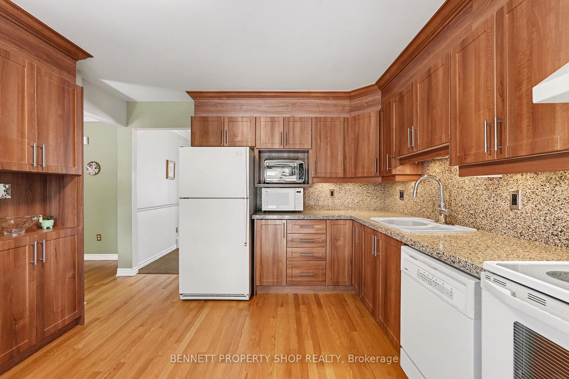 69 Longden Place photo 6