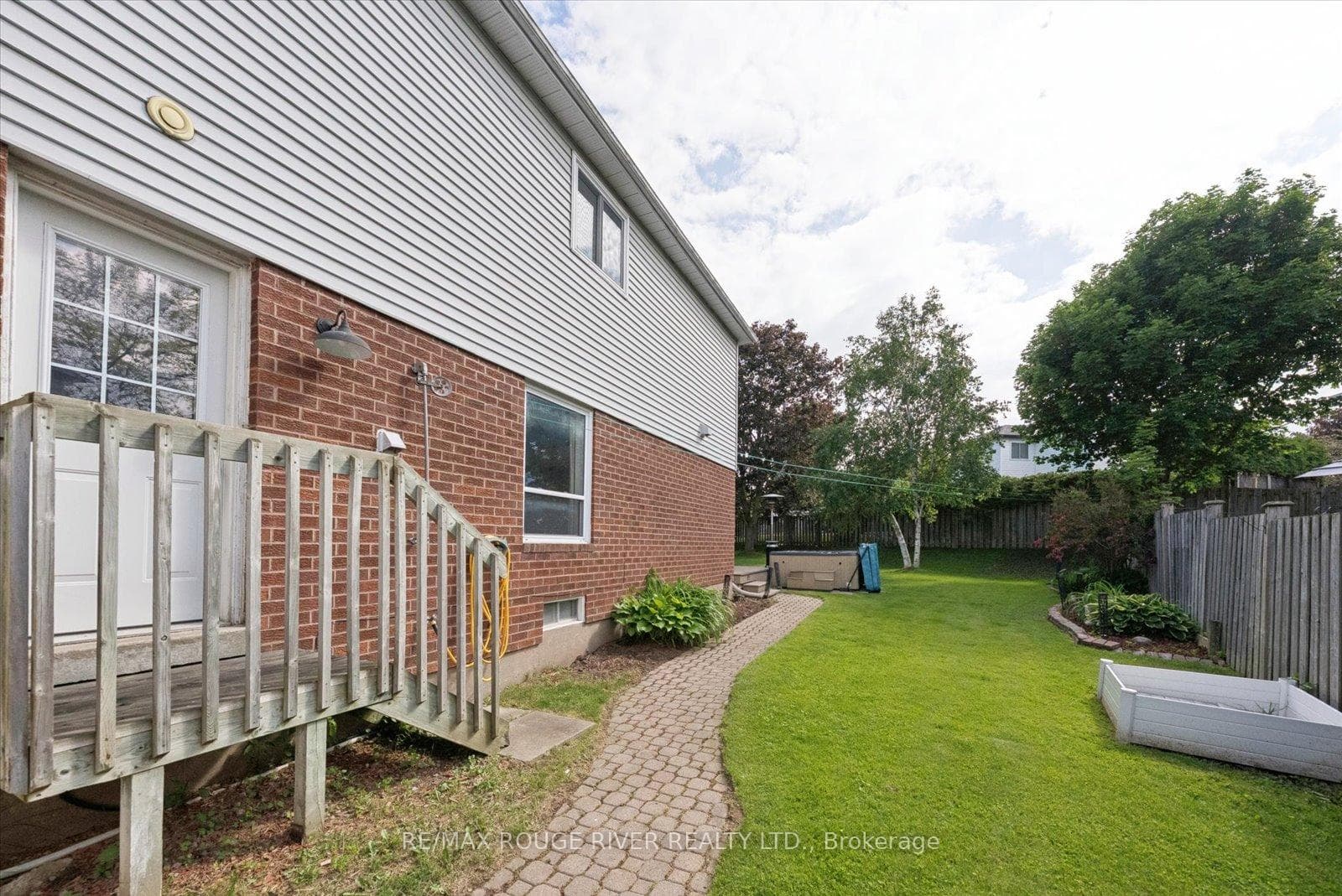 6 Snowden Court photo 34