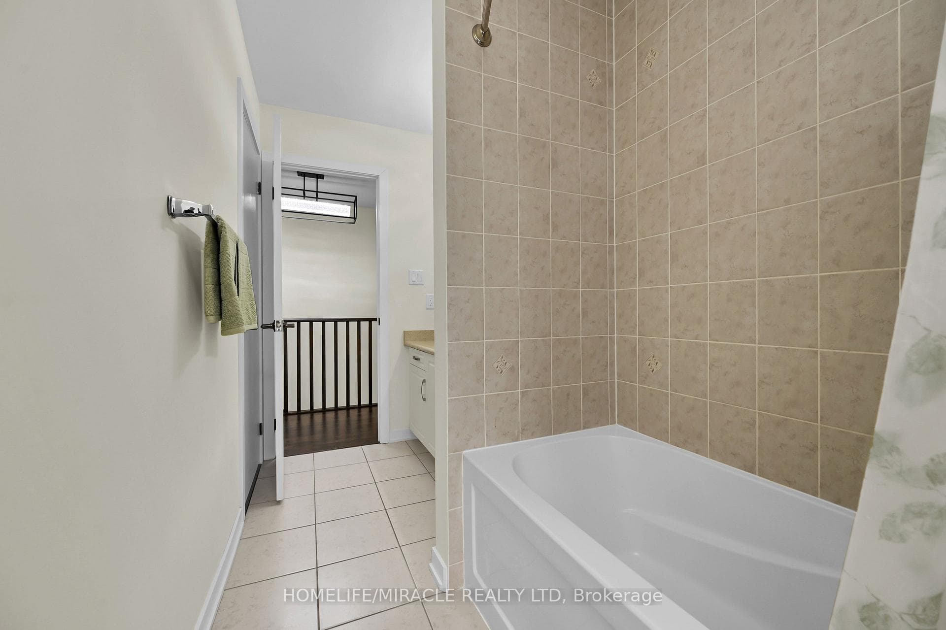 125 Crafter Crescent photo 20