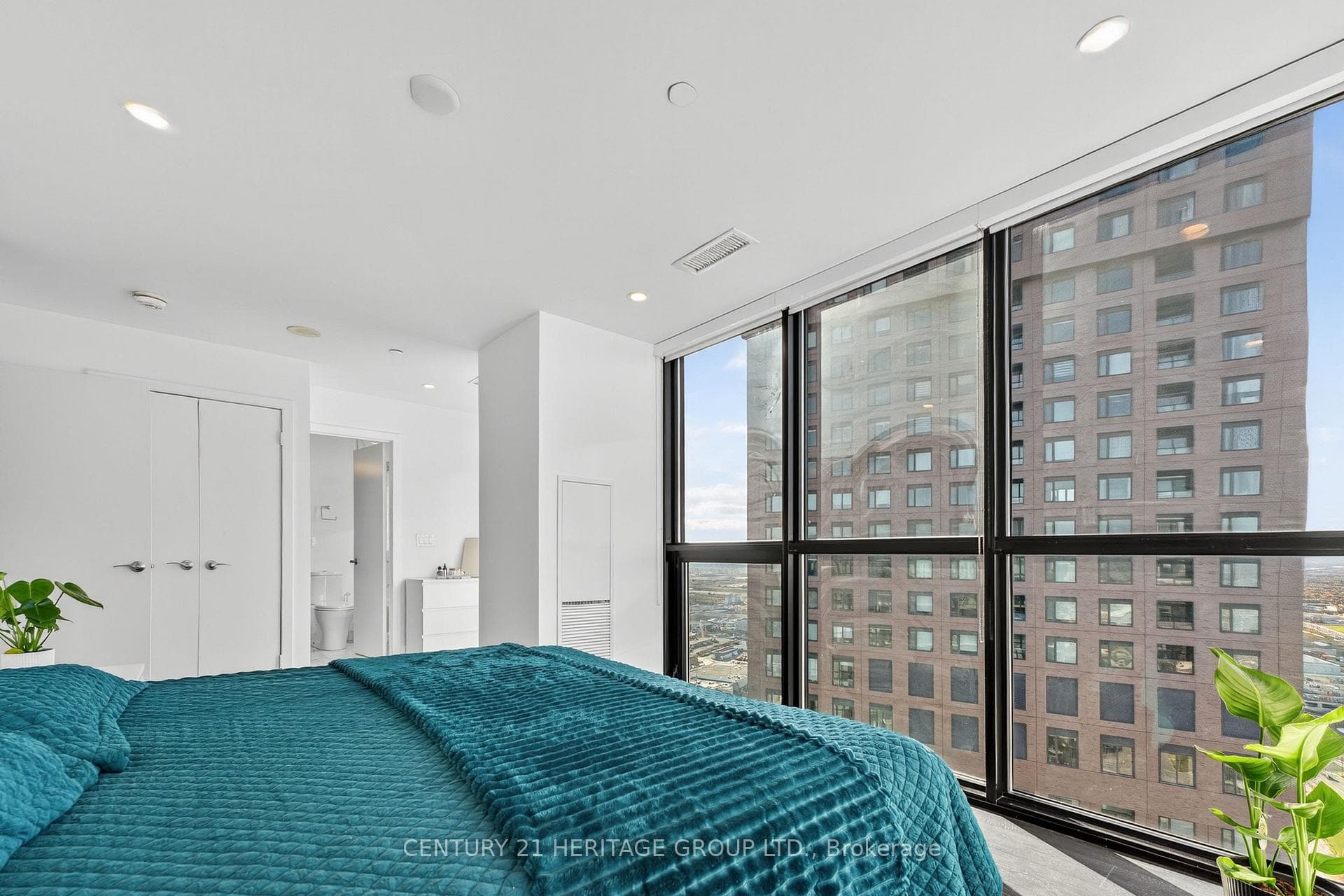 2910 Highway 7 Road Unit Ph05 (3605) photo 24