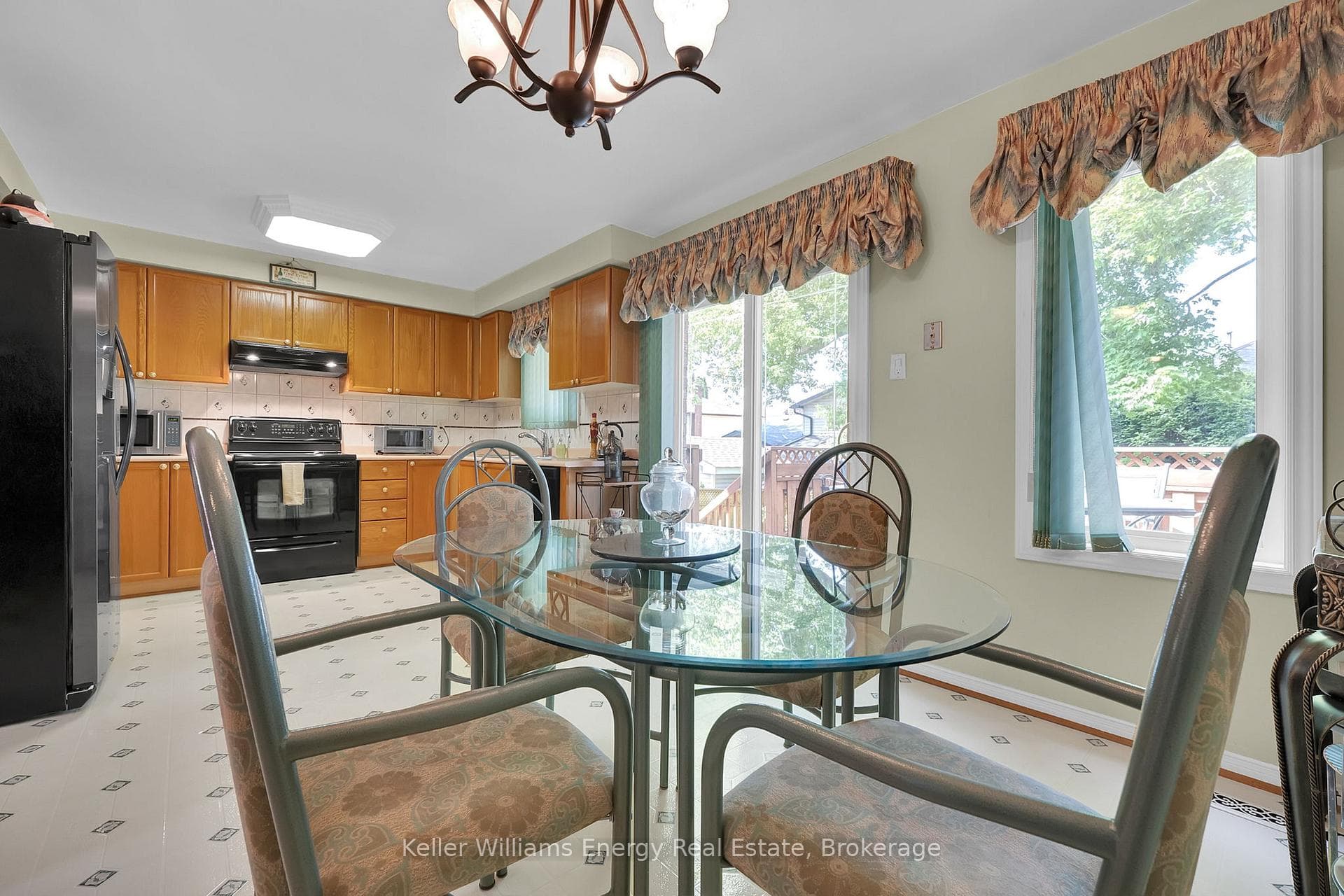 1182 Thimbleberry Circle photo 20