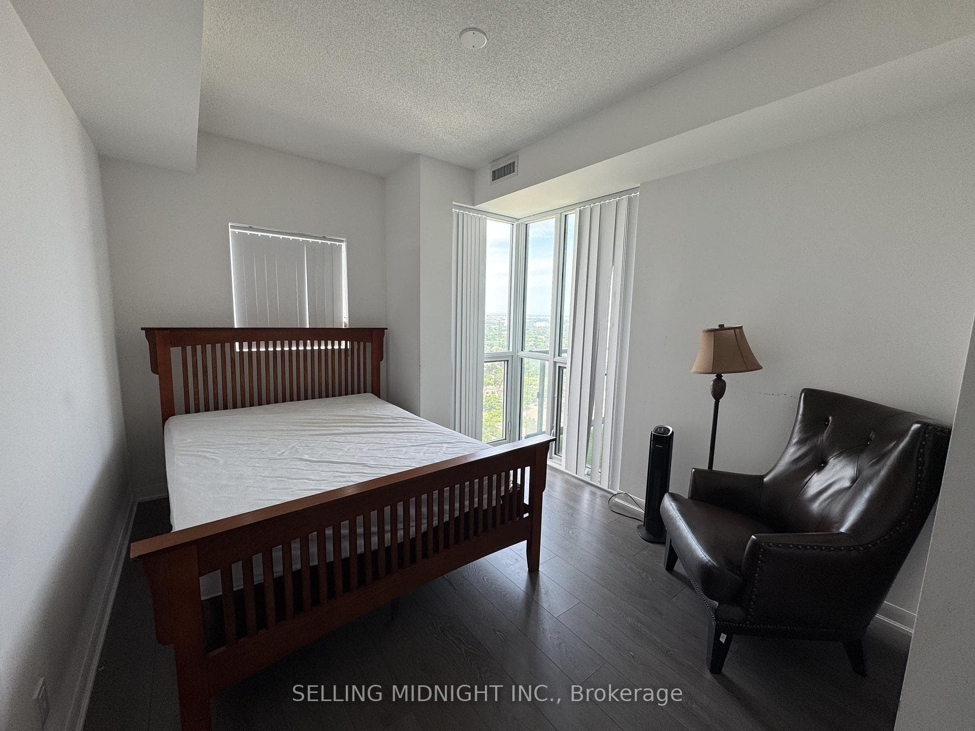 5162 Yonge Street Unit PH301 photo 7