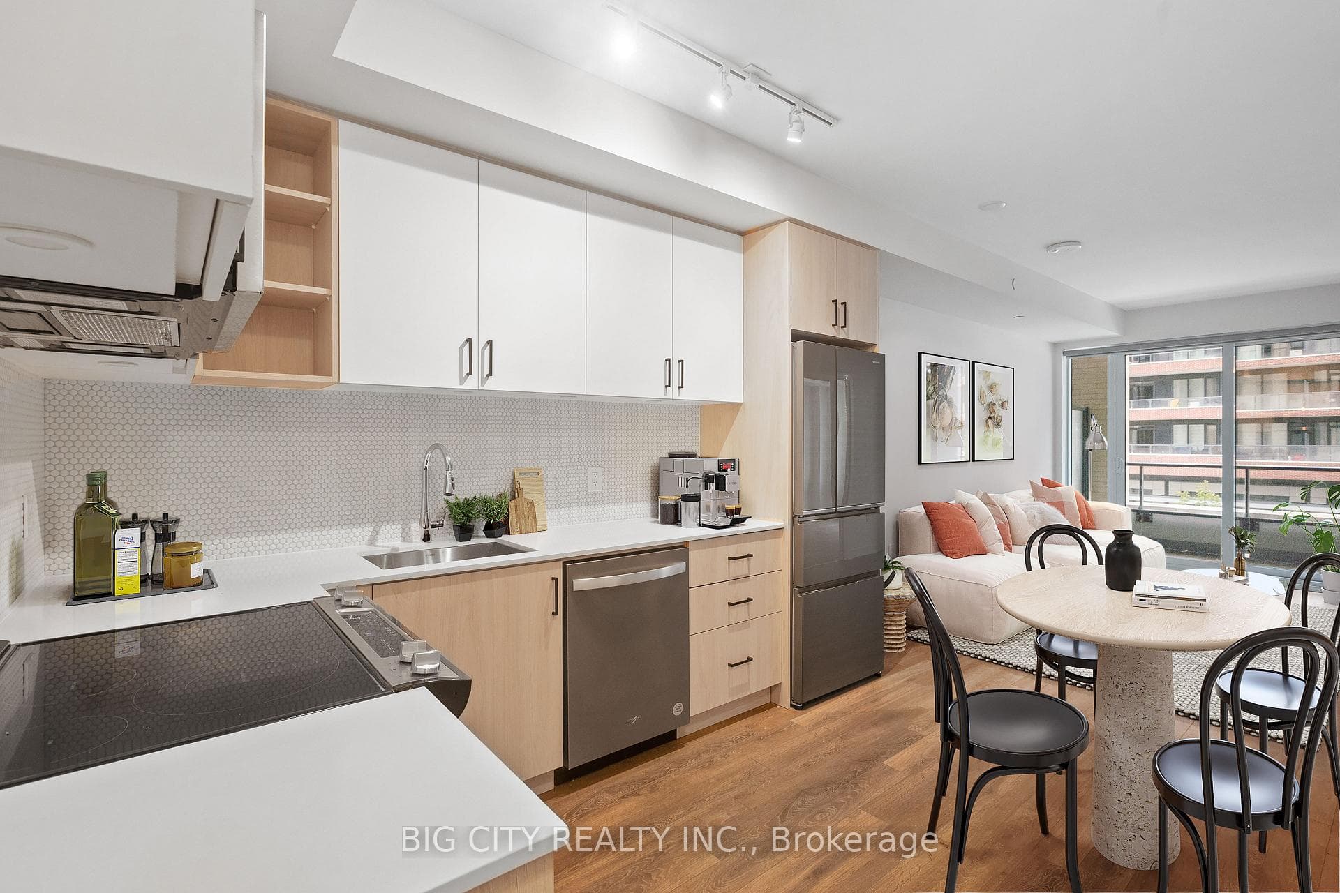 100 Eagle Rock Way Unit 210 photo 4