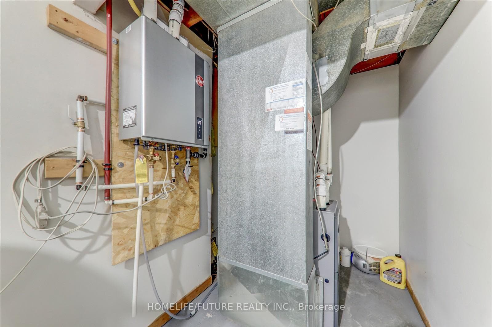 290 Braymore Boulevard photo 31