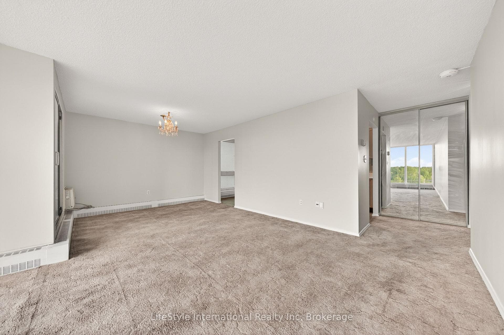 19 Woodlawn Road Unit 512 photo 14