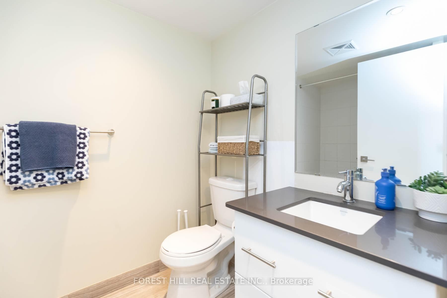 555 Wilson Avenue Unit E1308 photo 15