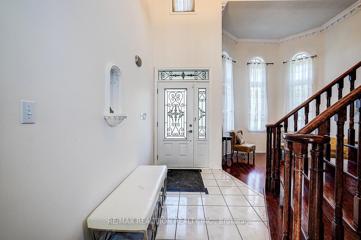 22 Alfred Paterson Drive photo 9