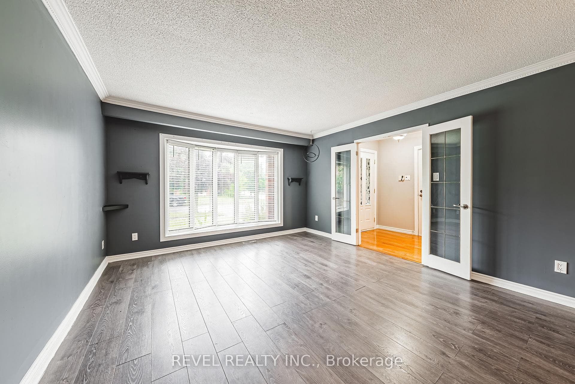 80 Blackthorn Lane photo 8