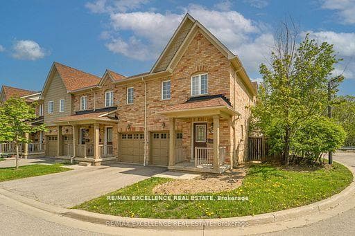 3950 Erin Centre Boulevard Unit 66 photo 2