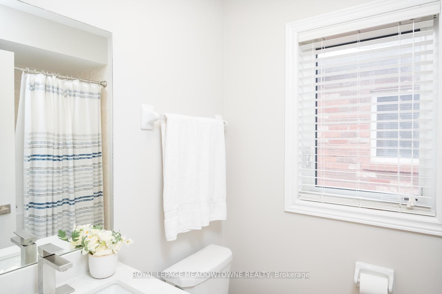 394 Bessborough Drive photo 28