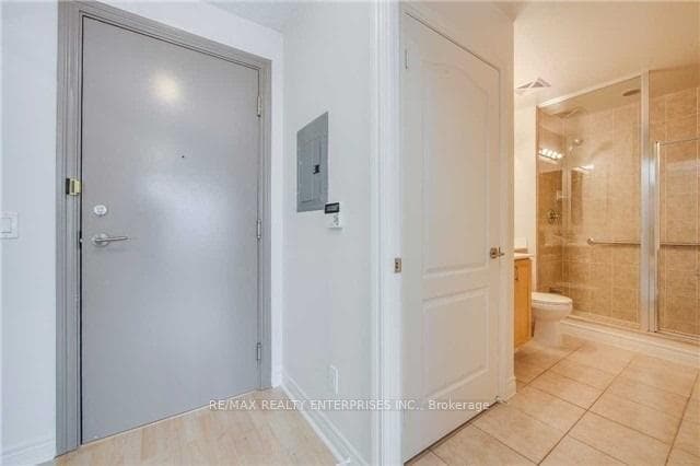 60 Town Centre Court Unit 811 photo 14