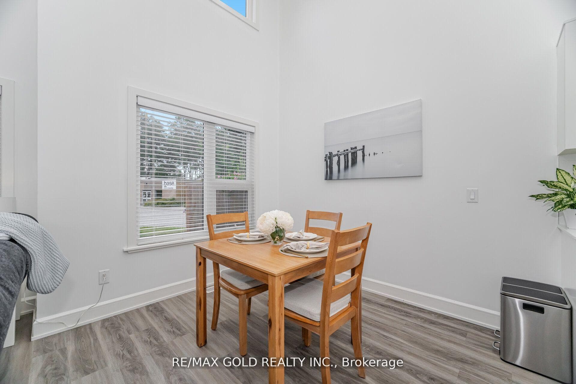 110 Fergus Avenue Unit 1 photo 16