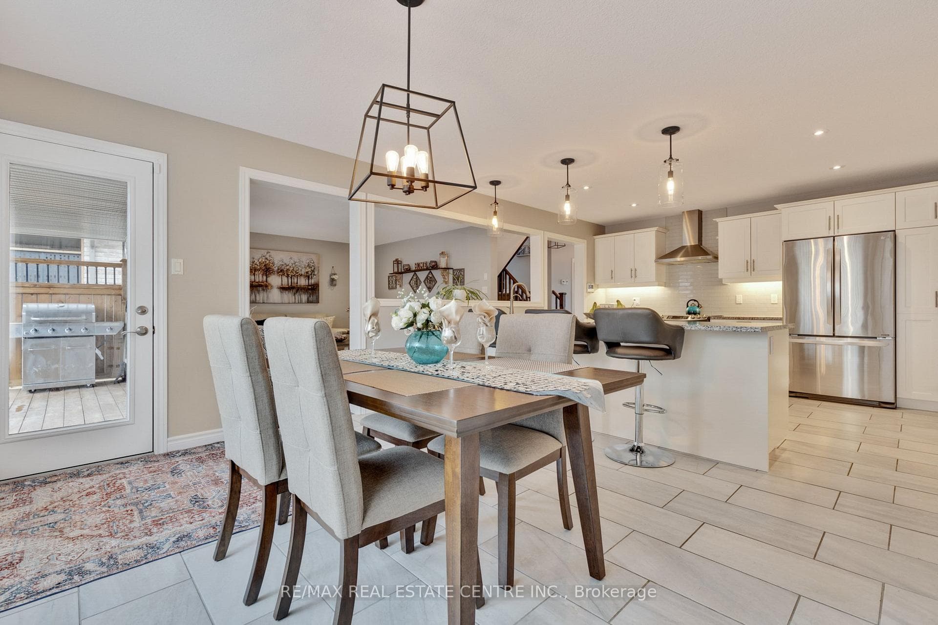 85 Reynolds Road photo 16