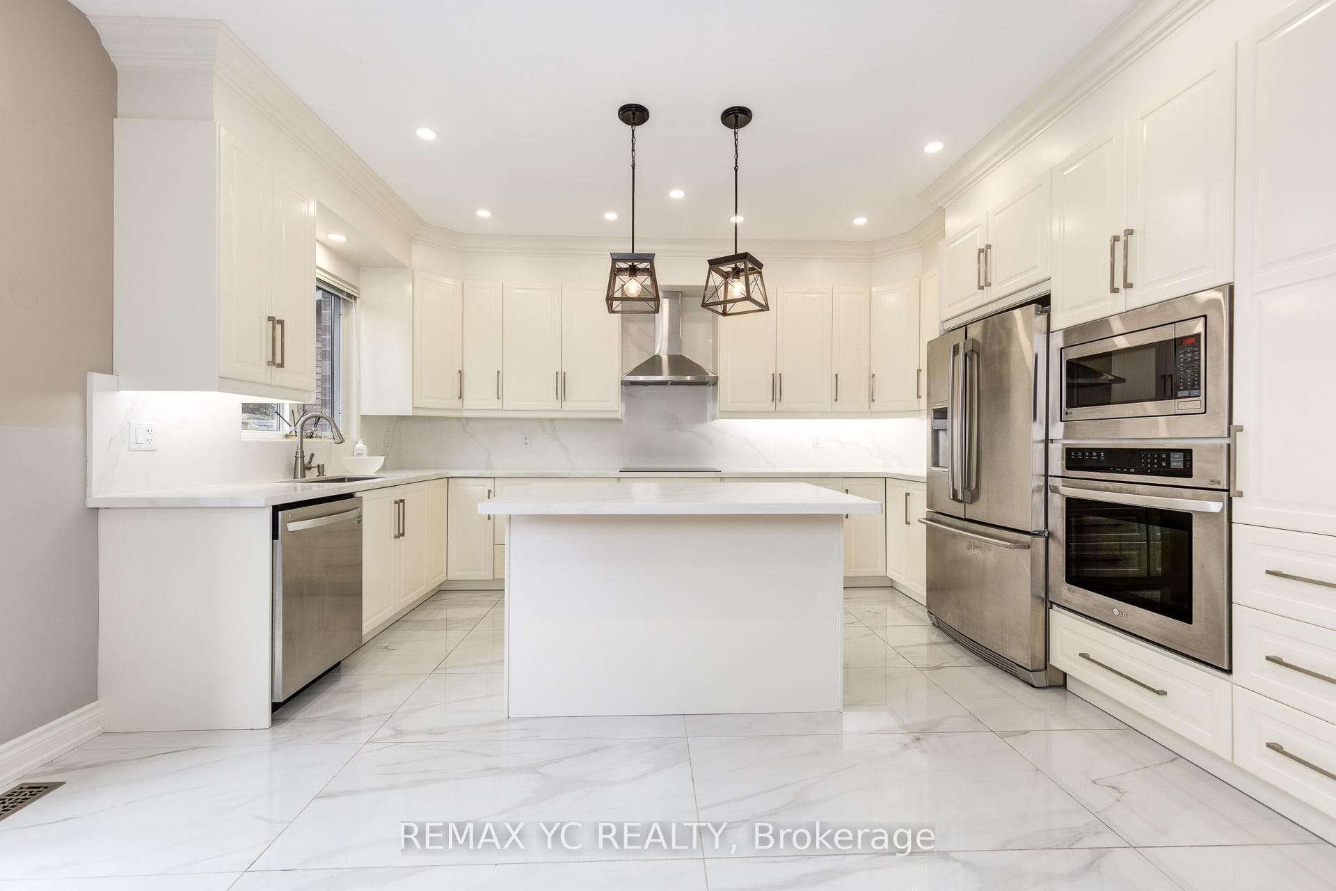 7 Riverhill Drive photo 13