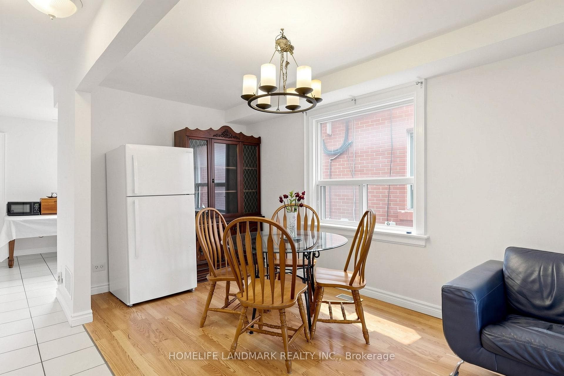 484 Glenholme Avenue photo 17