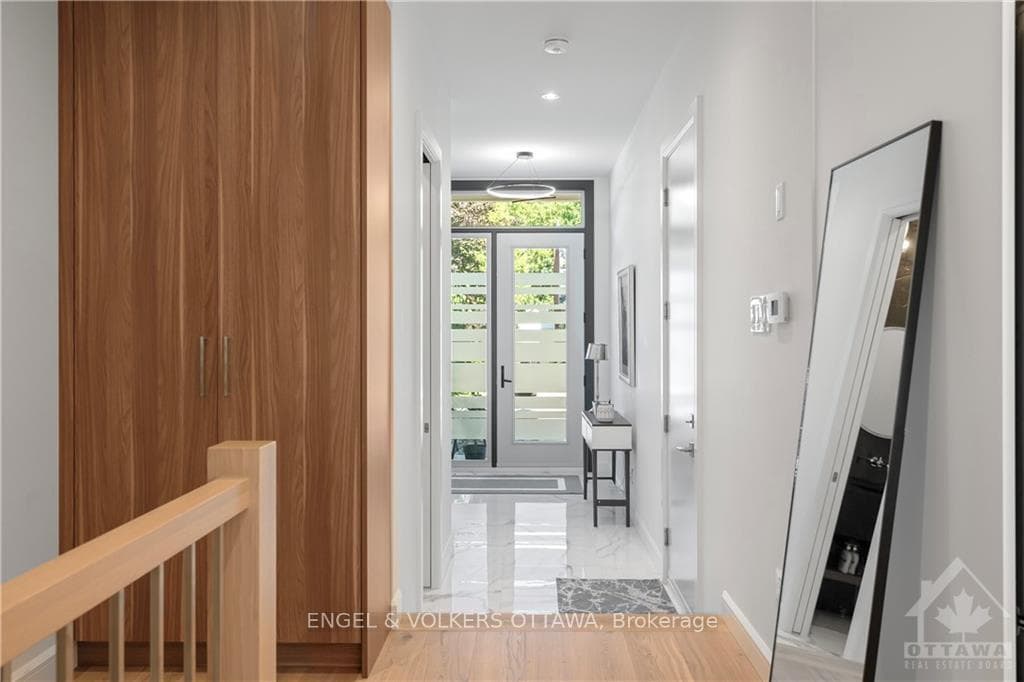 506 BEVAN Avenue photo 2