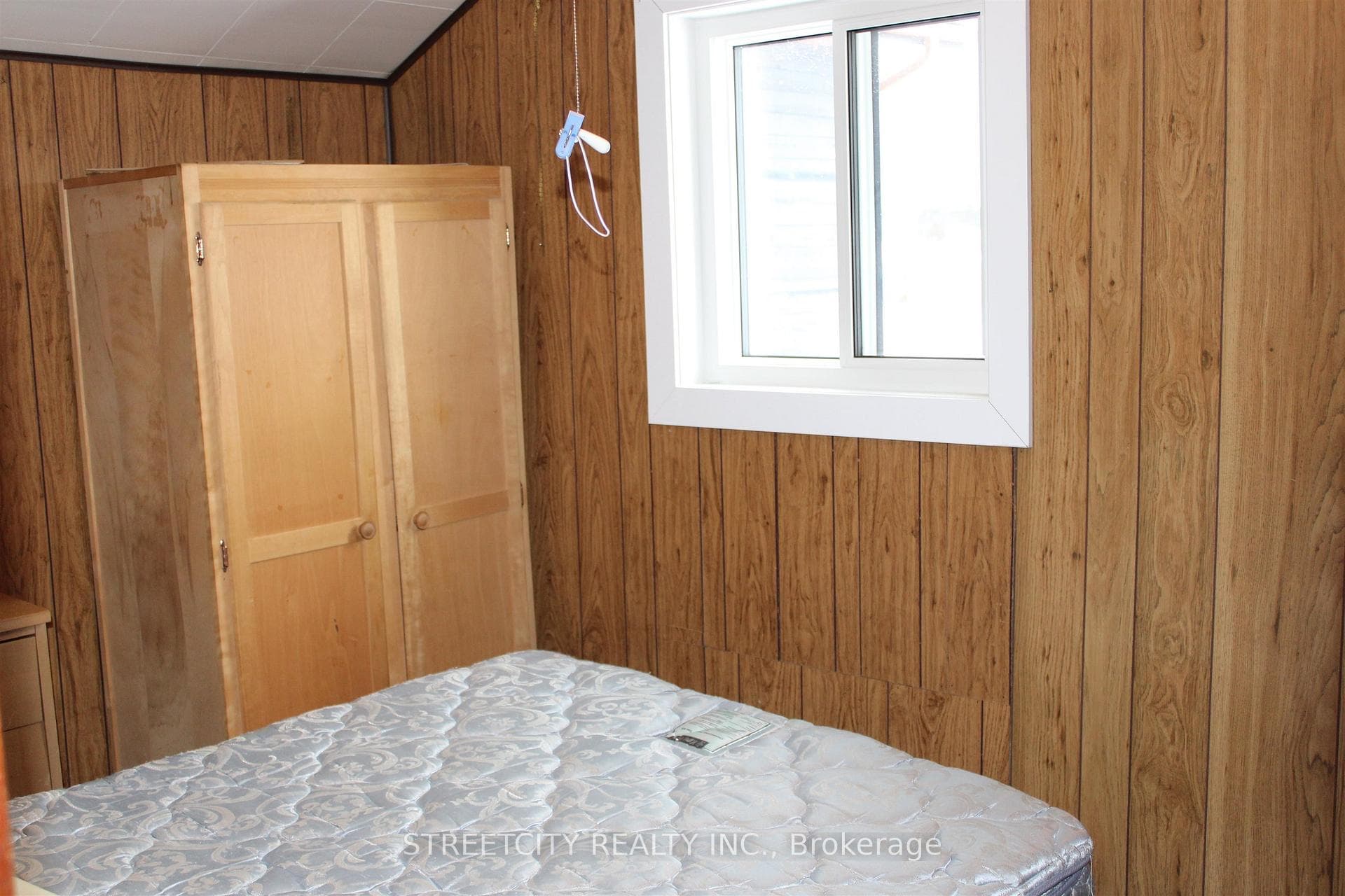 267 Brock St W photo 10