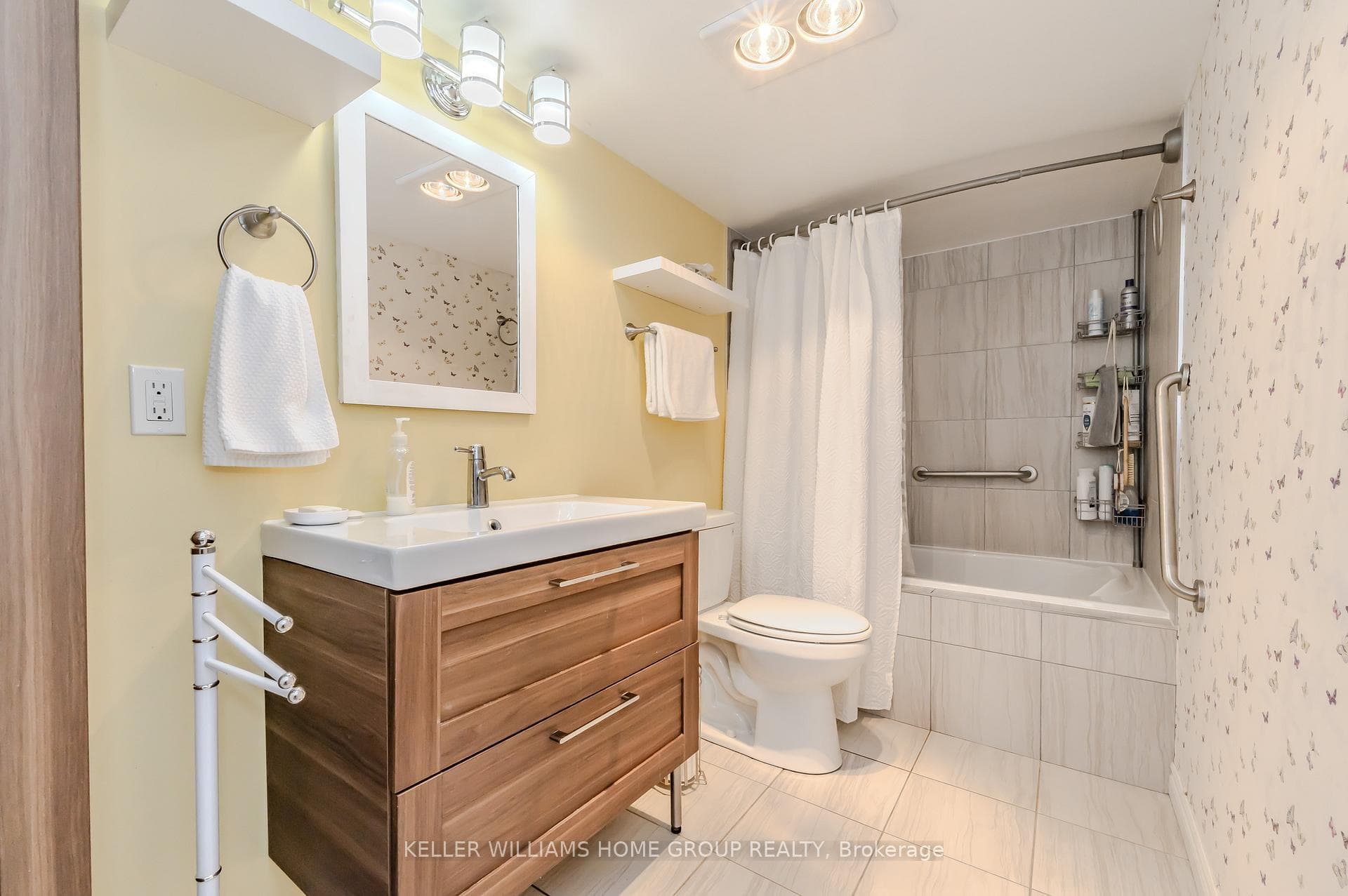 116 Country Club Drive photo 34