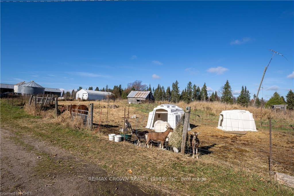 537 FARMERS Line photo 45