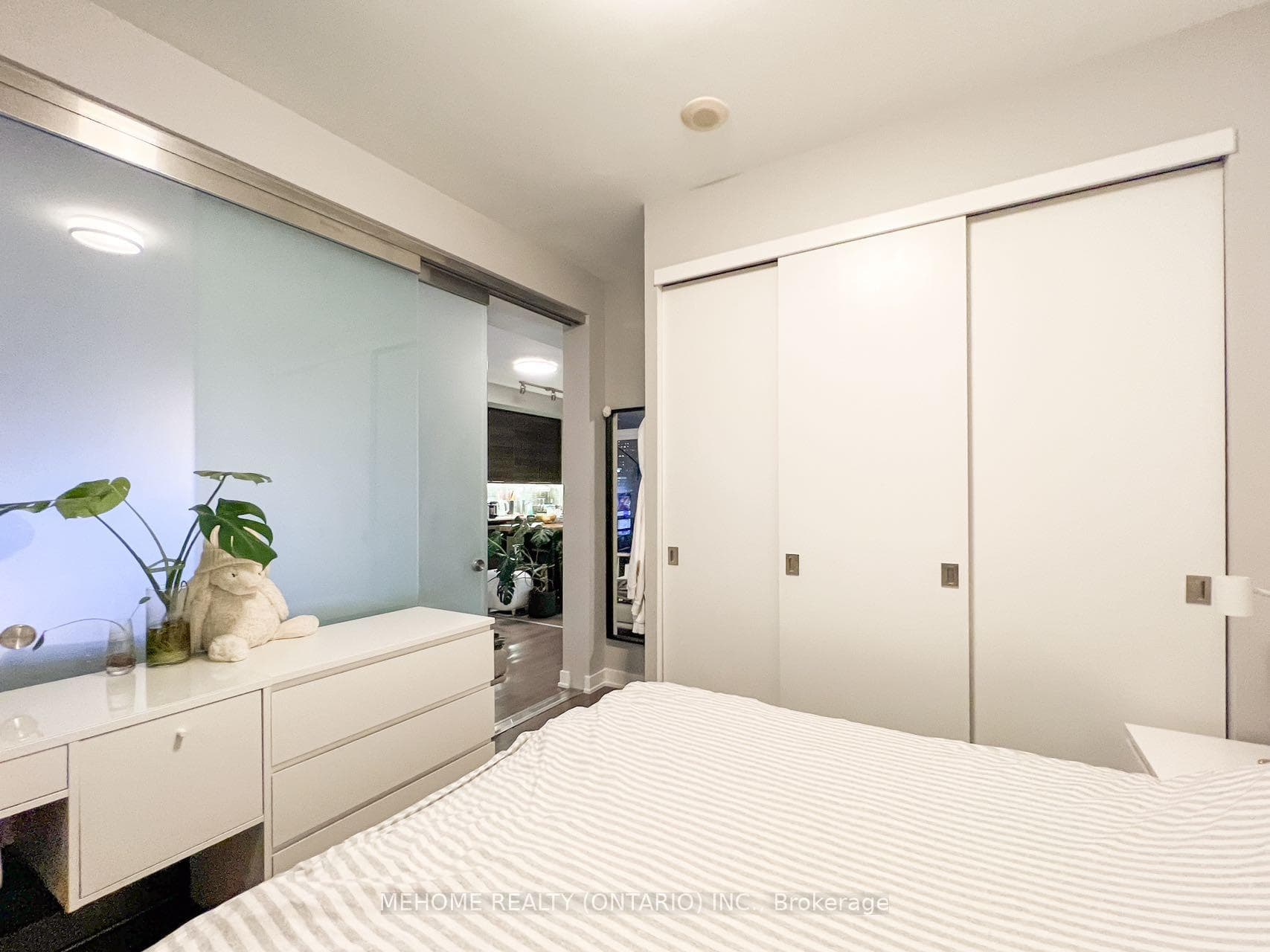 1 Market Street Unit 1613 photo 6