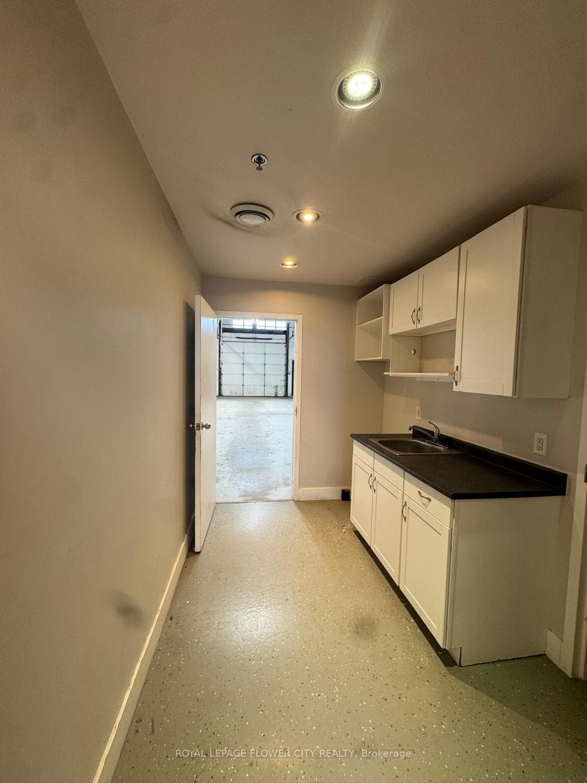 55 Healey Road Unit 6 photo 8