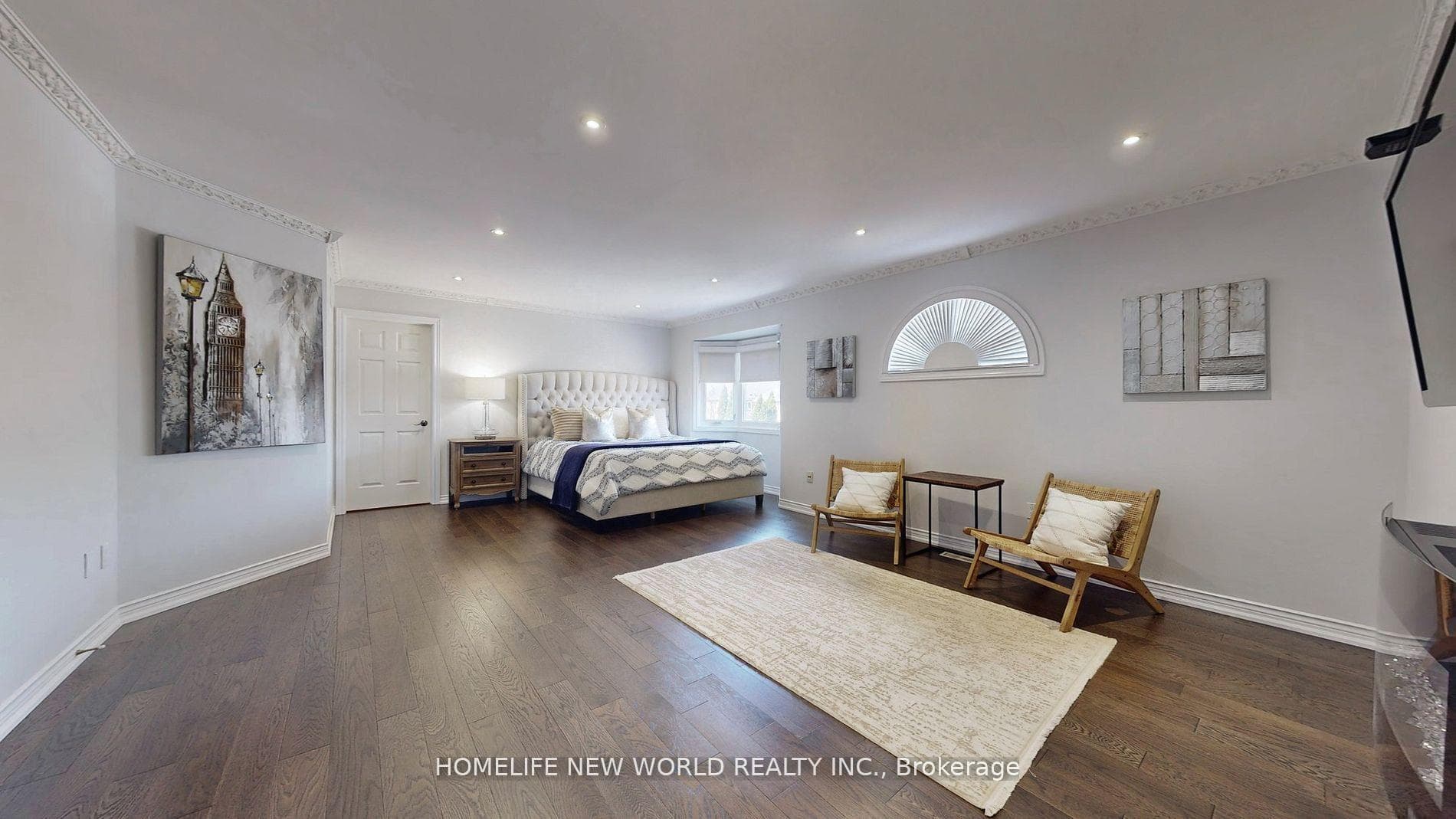 115 Golden Tulip Crescent photo 27