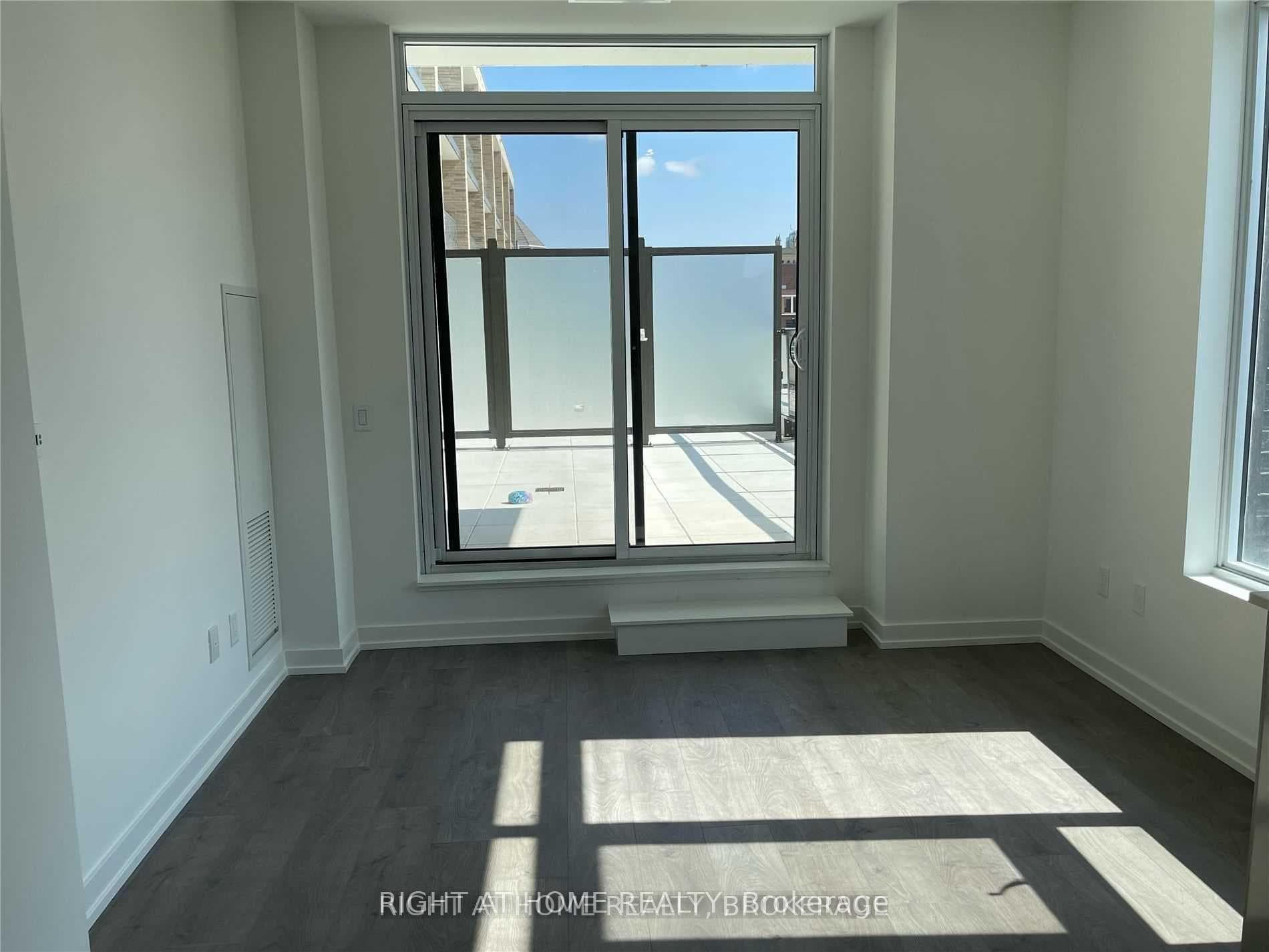 55 Duke Street Unit 218 photo 16