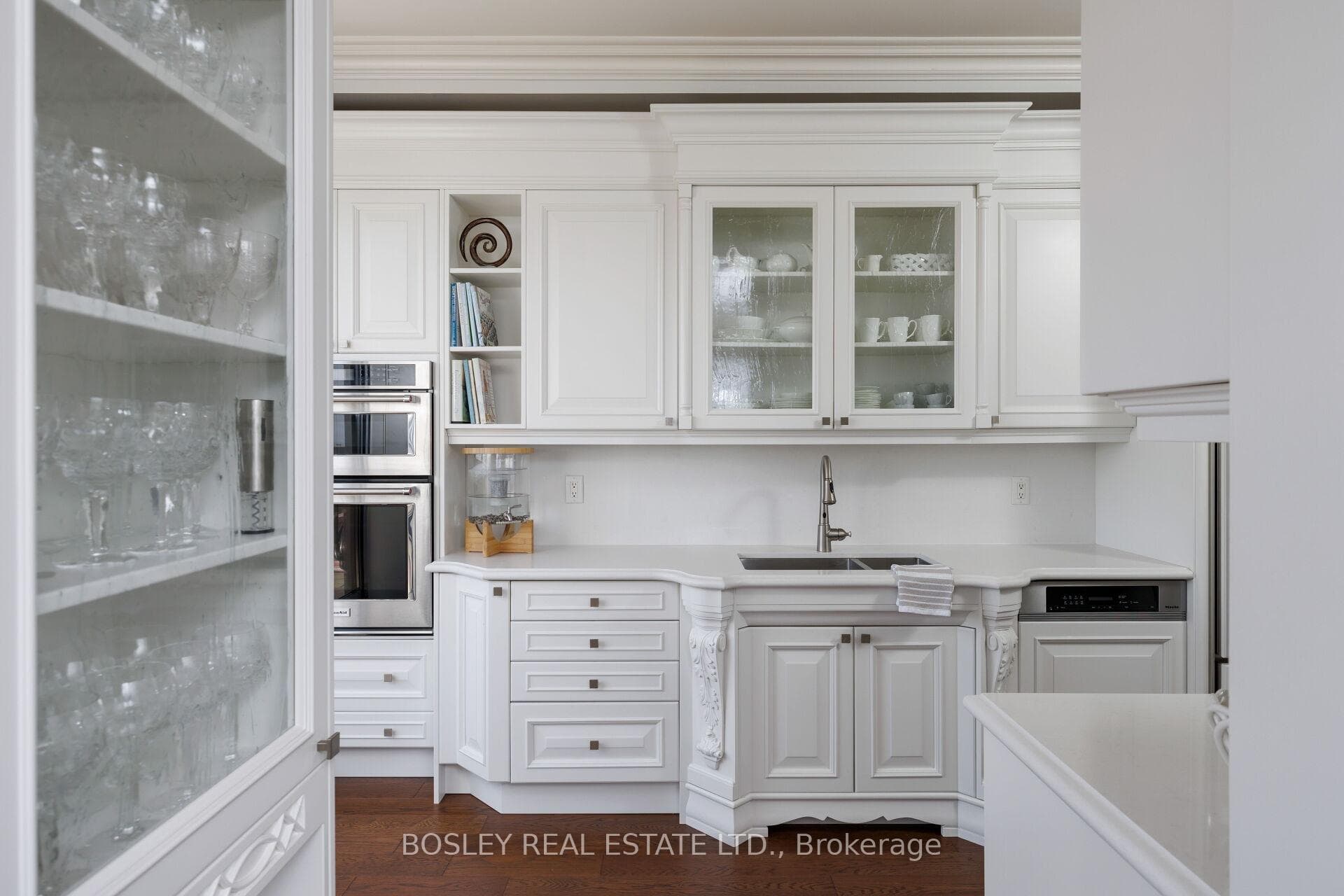 2662 Bloor Street Unit 1109 photo 16