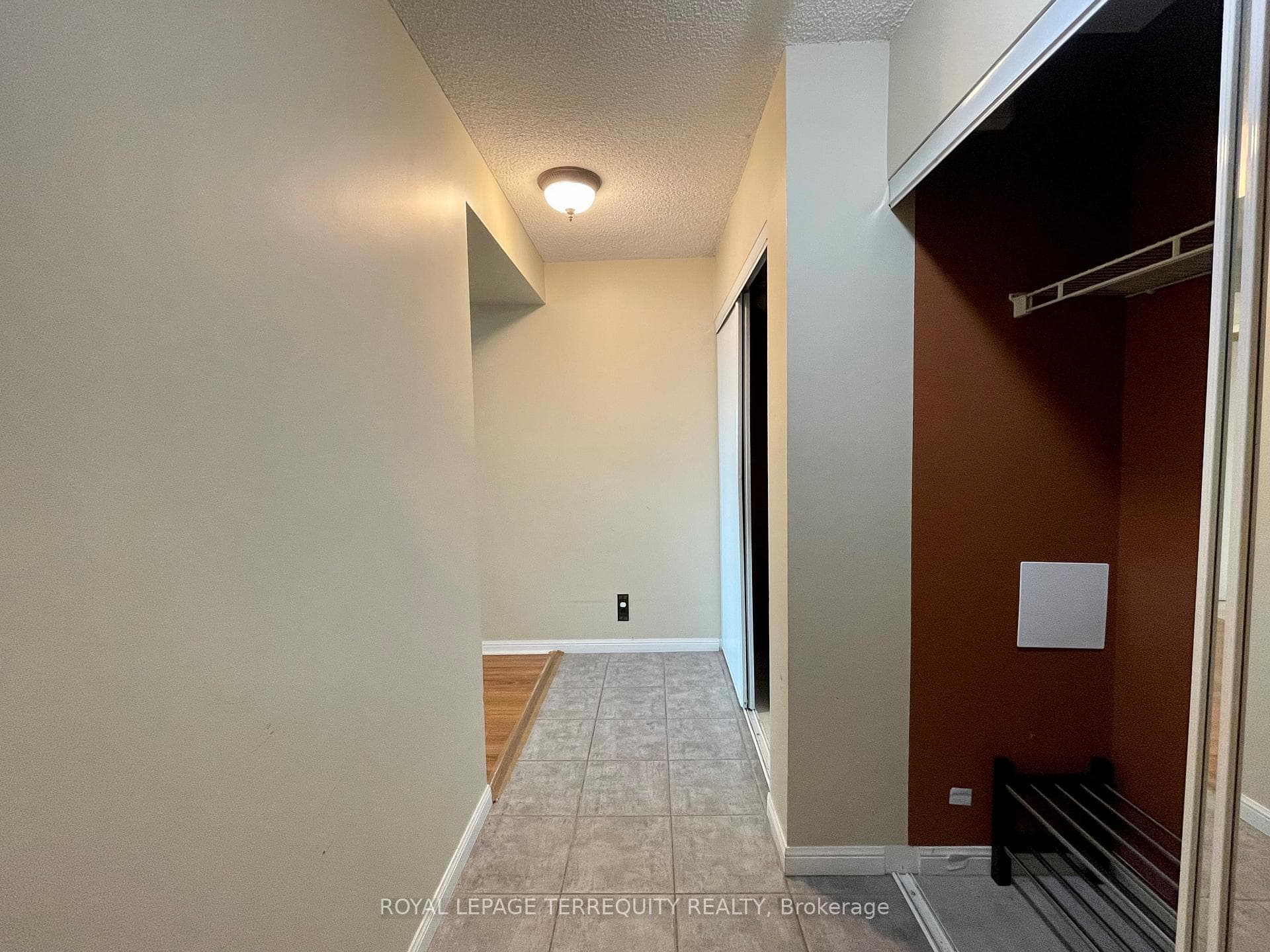 11 Lee Centre Drive Unit 912 photo 6