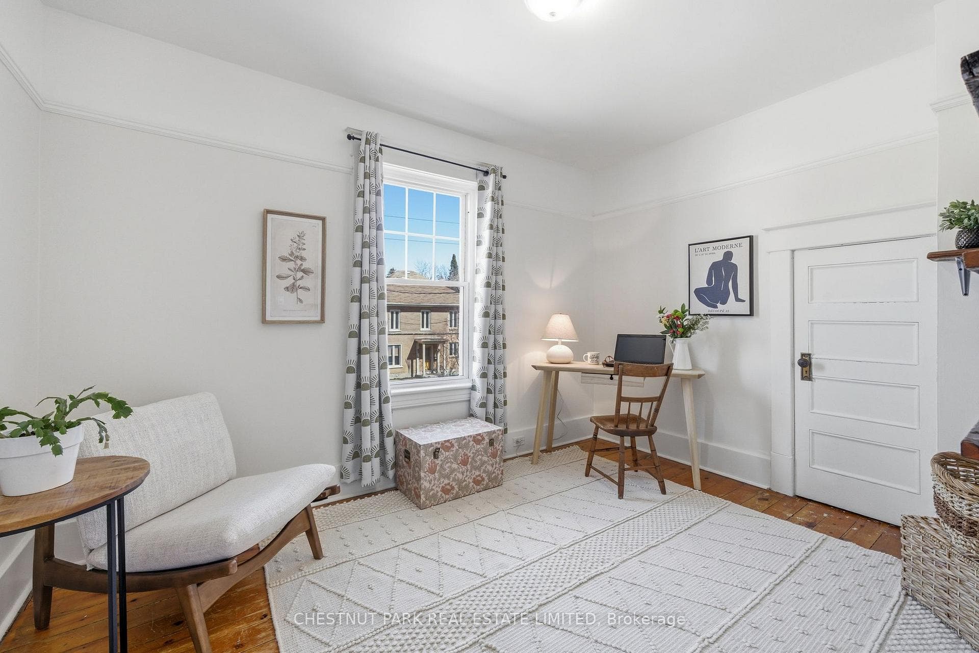 188 Foster Avenue photo 27