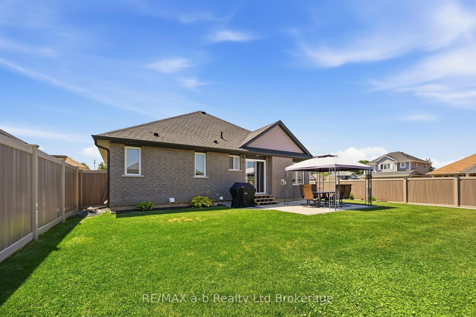 268 Wilson Avenue photo 7