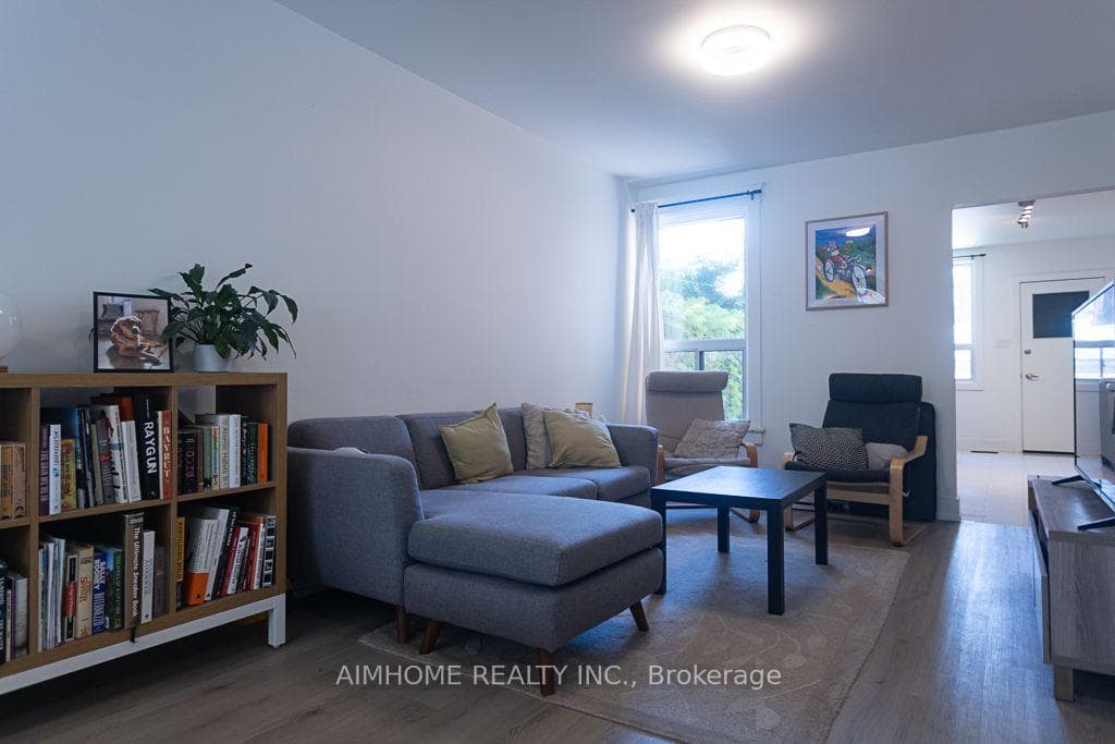 6 Macklem Avenue photo 6