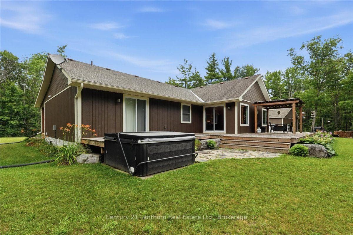 81 Reynolds Road photo 32