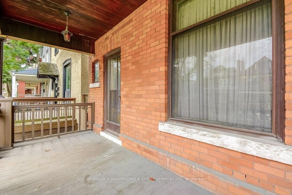133 Homewood Avenue photo 5