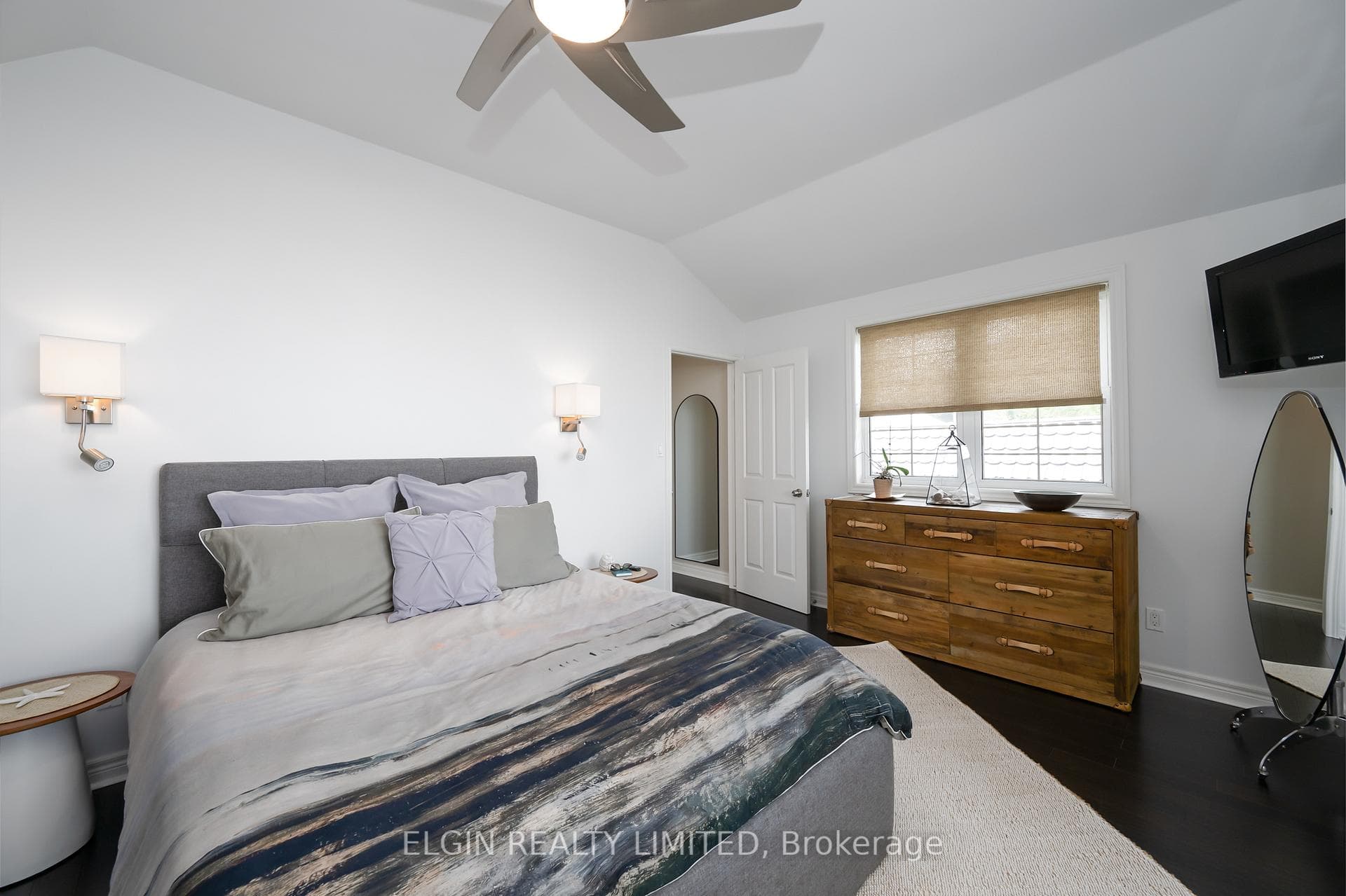 506 Lower Spring Street photo 33