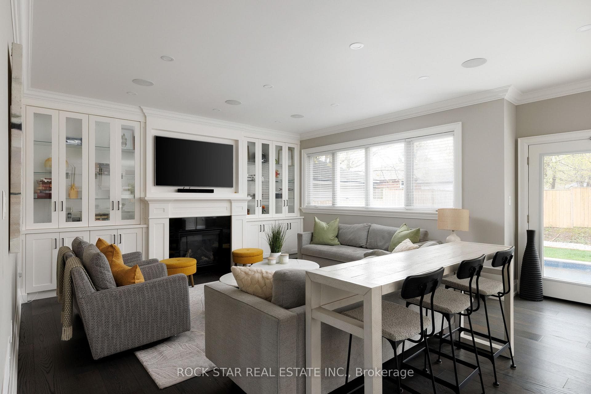 540 Weir Avenue photo 4